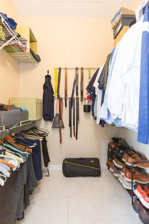 Active With Contract: $3,375 (2 beds, 2 baths, 1068 Square Feet)