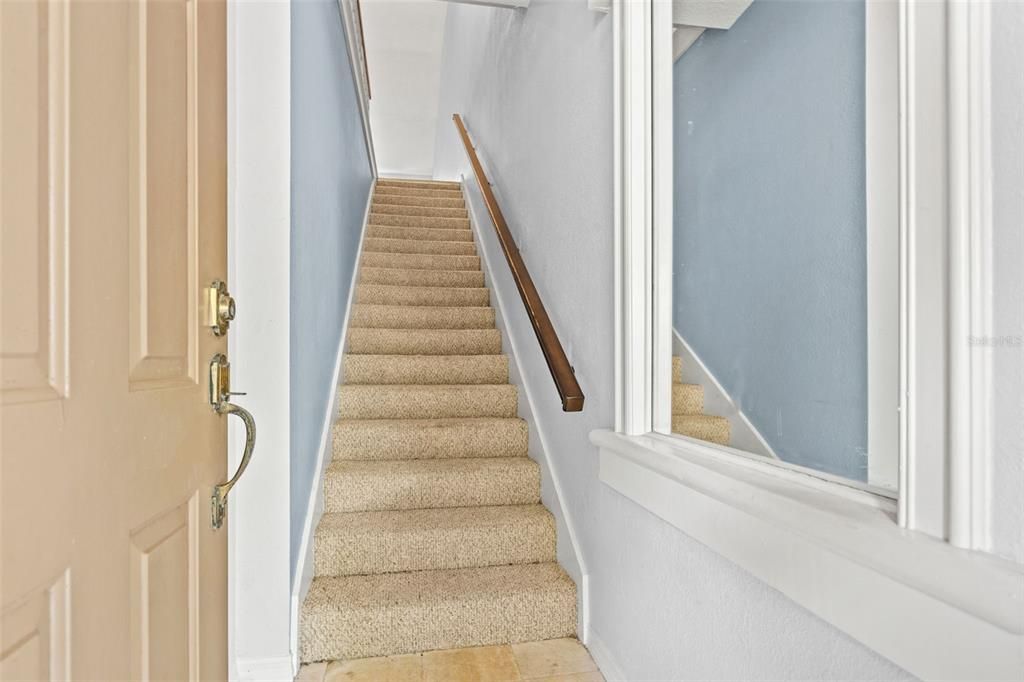 Active With Contract: $3,375 (2 beds, 2 baths, 1068 Square Feet)