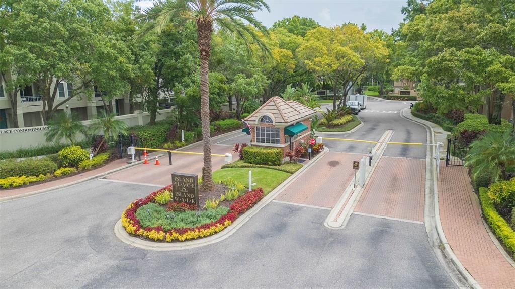 Active With Contract: $3,375 (2 beds, 2 baths, 1068 Square Feet)