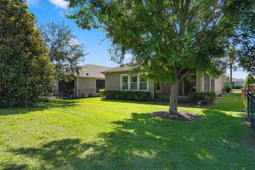 For Sale: $389,500 (2 beds, 2 baths, 1732 Square Feet)