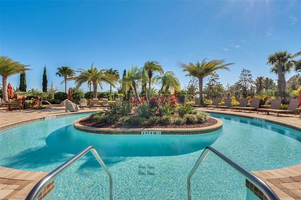 For Sale: $389,500 (2 beds, 2 baths, 1732 Square Feet)