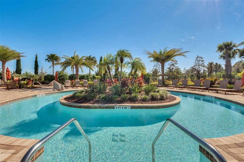 For Sale: $389,500 (2 beds, 2 baths, 1732 Square Feet)