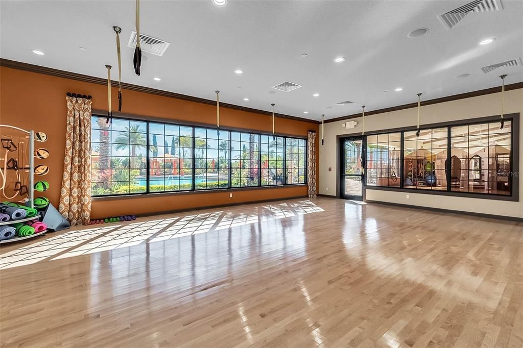 For Sale: $389,500 (2 beds, 2 baths, 1732 Square Feet)