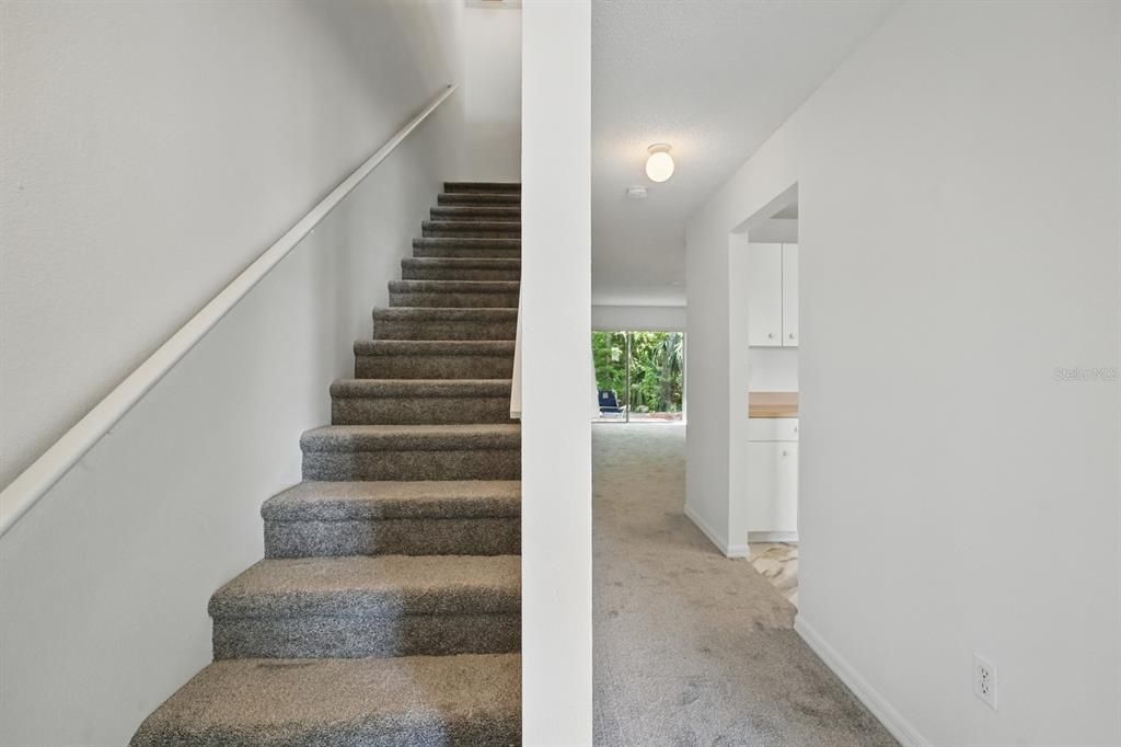 For Sale: $209,900 (2 beds, 2 baths, 1379 Square Feet)