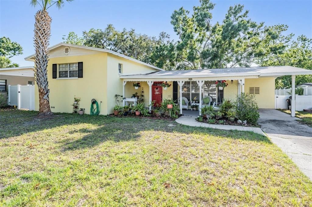 Recently Sold: $449,000 (3 beds, 2 baths, 1680 Square Feet)