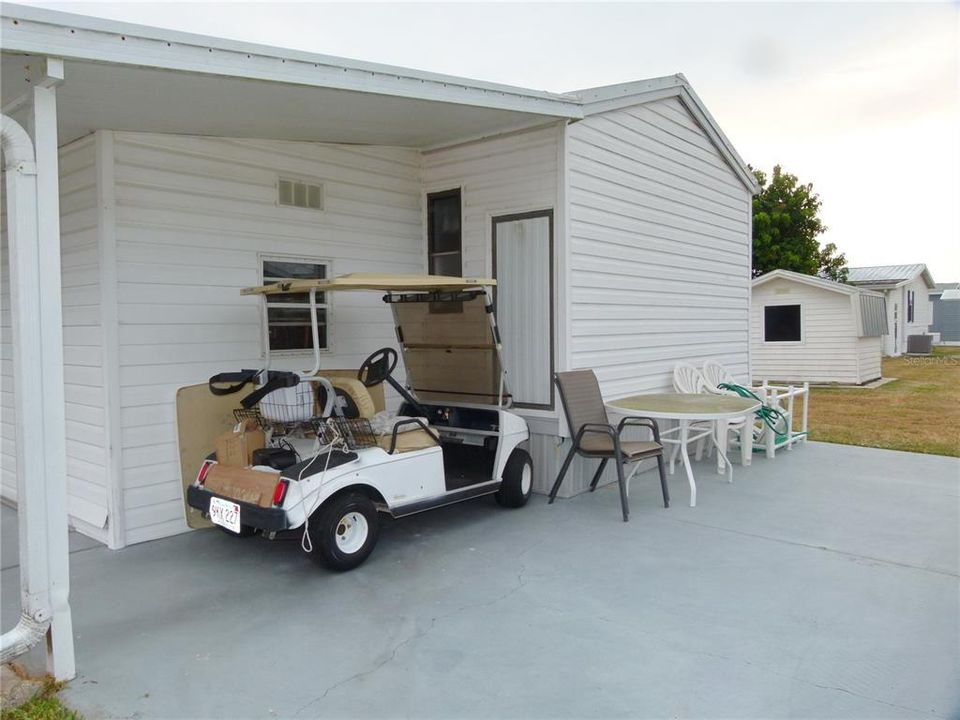 For Sale: $132,500 (2 beds, 2 baths, 1138 Square Feet)