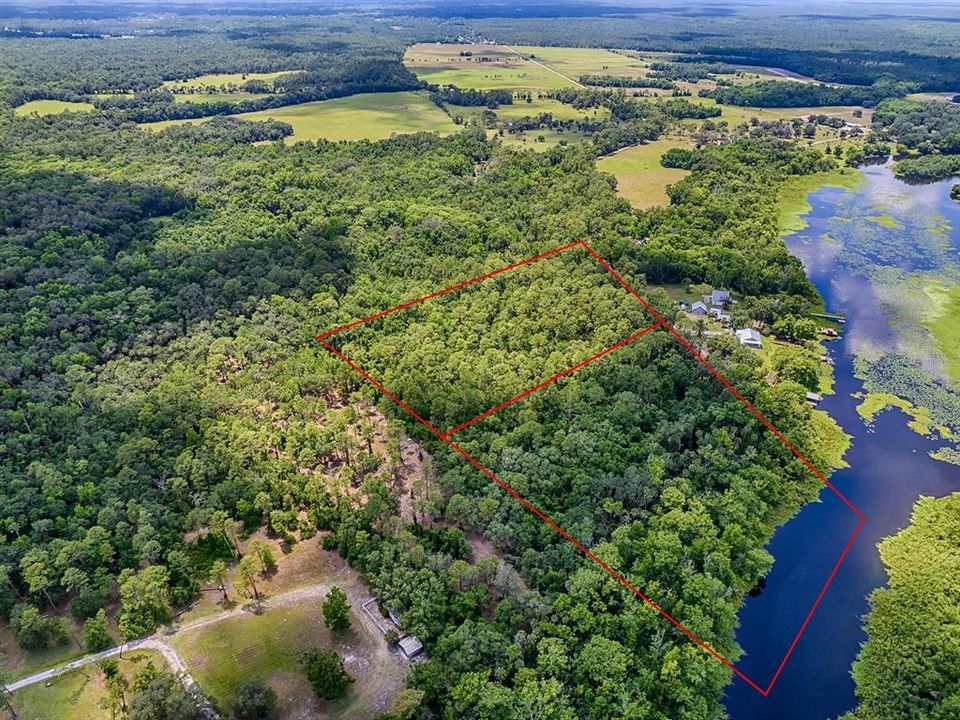 待售: $675,000 (24.41 acres)