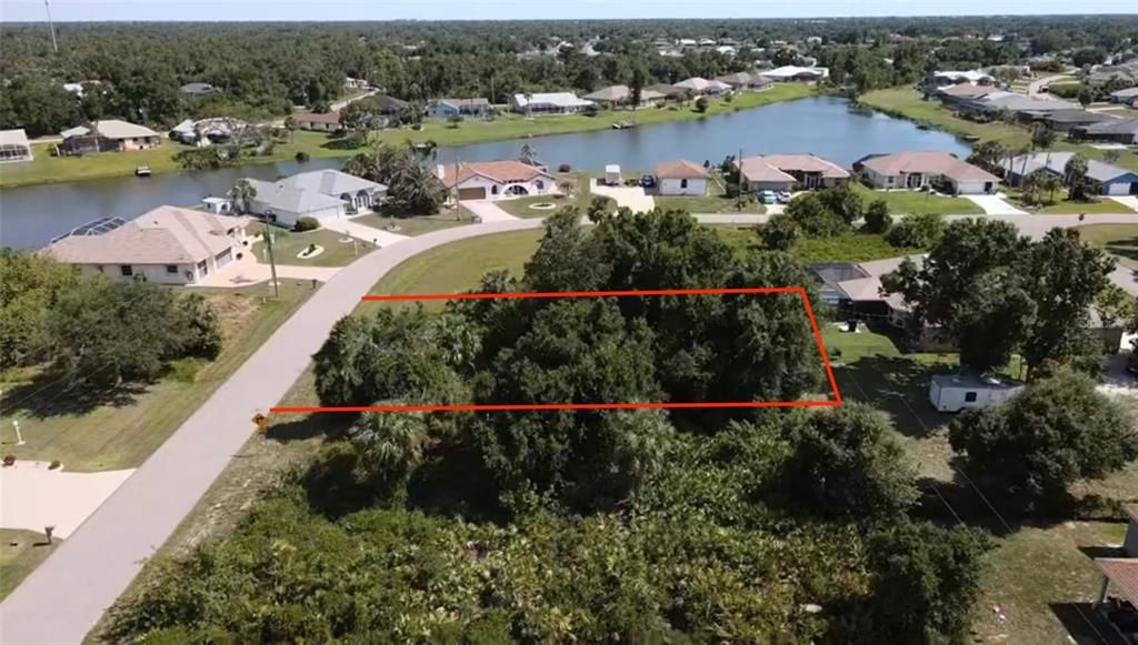 Под контрактом: $19,500 (0.23 acres)