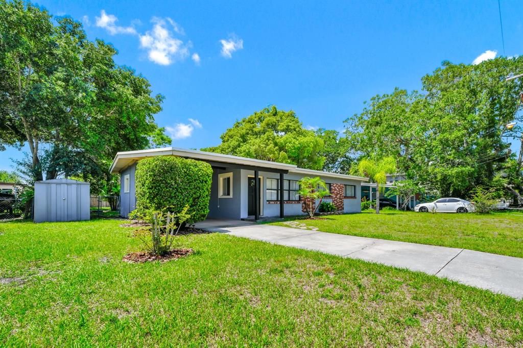 For Sale: $349,000 (3 beds, 1 baths, 1050 Square Feet)