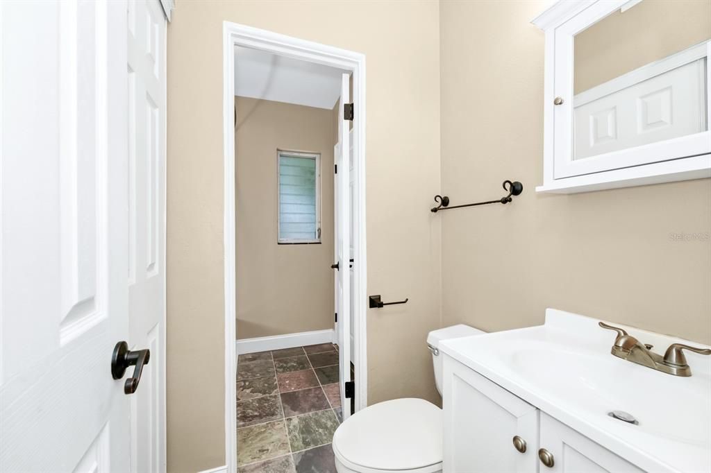 For Sale: $349,000 (3 beds, 1 baths, 1050 Square Feet)