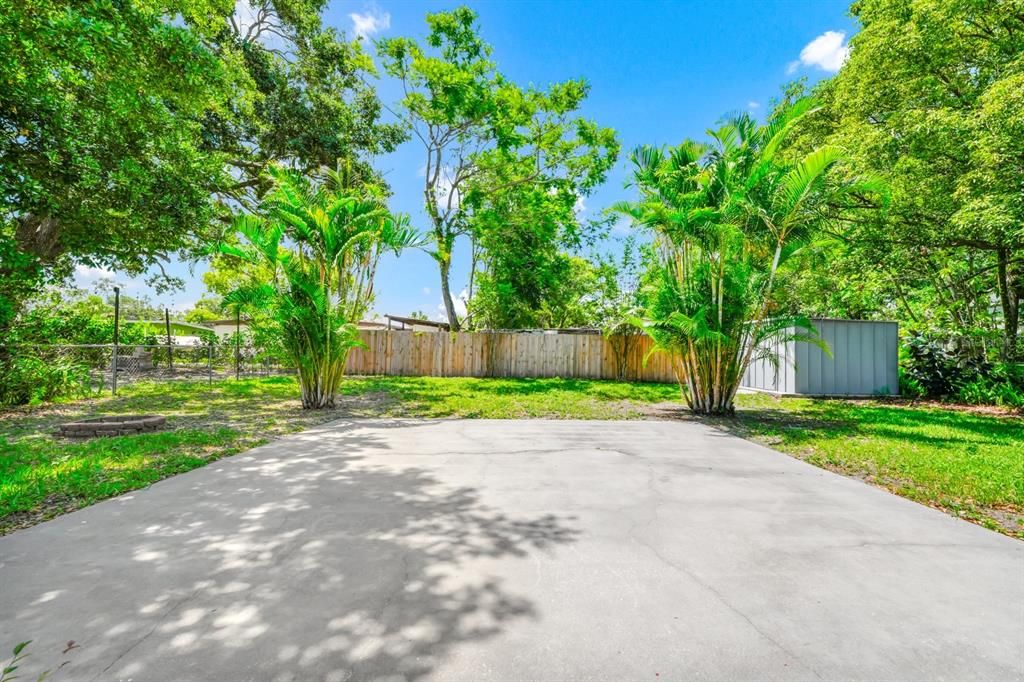 For Sale: $349,000 (3 beds, 1 baths, 1050 Square Feet)