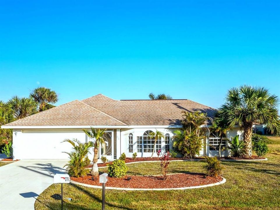 Recently Sold: $355,000 (3 beds, 2 baths, 1366 Square Feet)