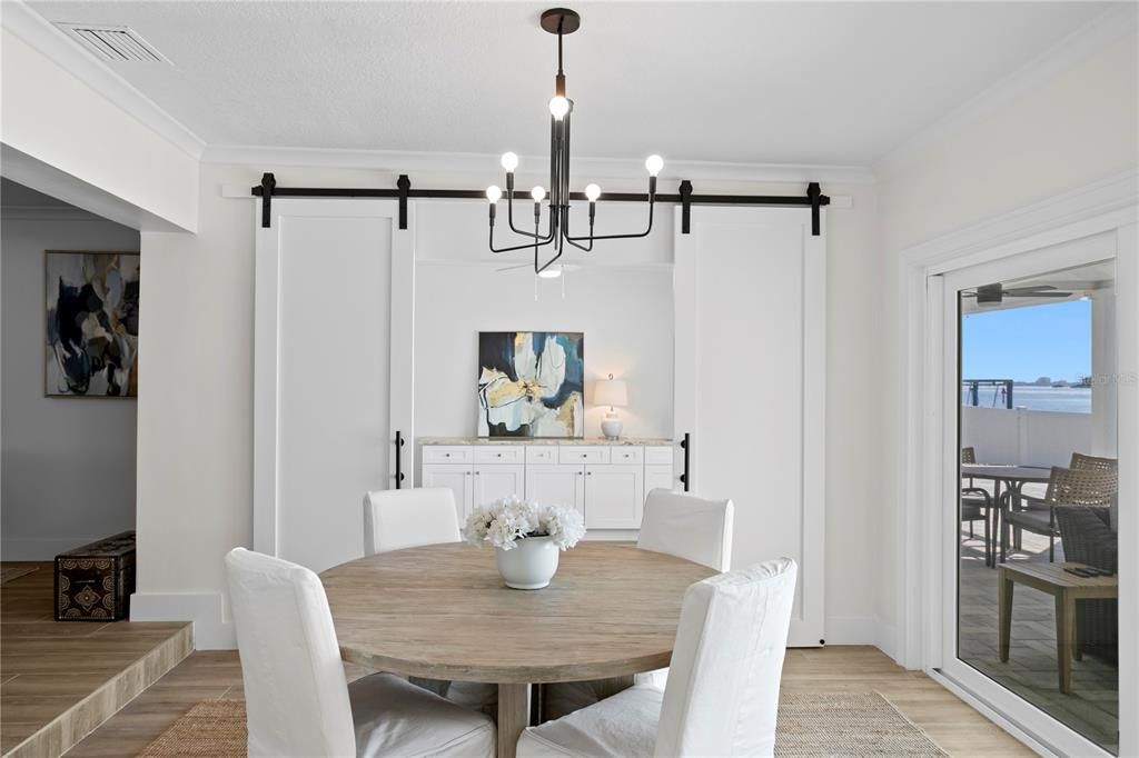 待售: $1,699,000 (4 贝兹, 2 浴室, 2887 平方英尺)