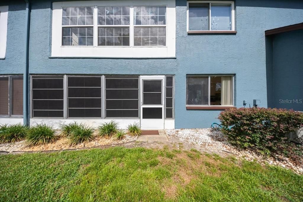 Active With Contract: $139,000 (2 beds, 2 baths, 1070 Square Feet)