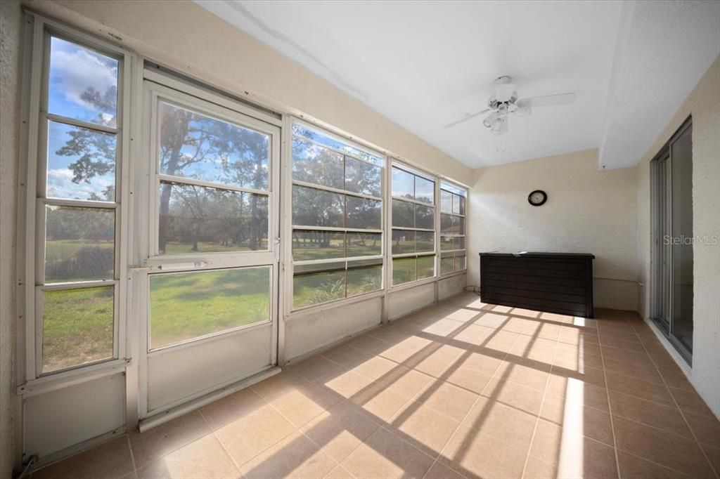 Active With Contract: $139,000 (2 beds, 2 baths, 1070 Square Feet)