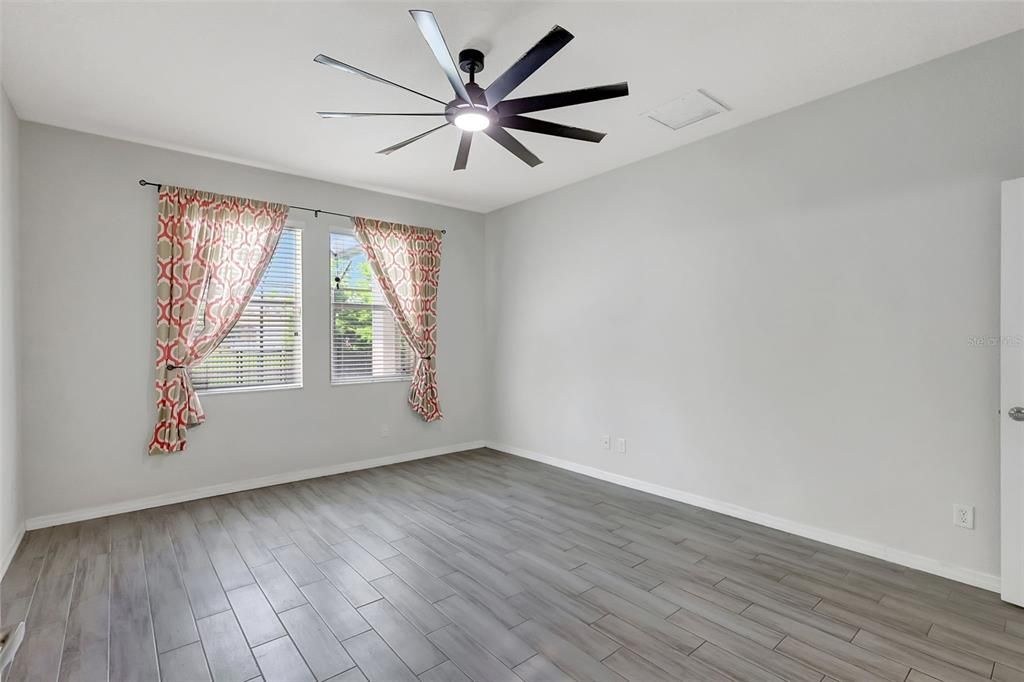 Active With Contract: $625,000 (3 beds, 2 baths, 2653 Square Feet)