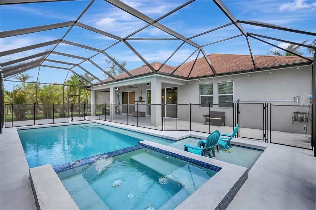 Active With Contract: $625,000 (3 beds, 2 baths, 2653 Square Feet)