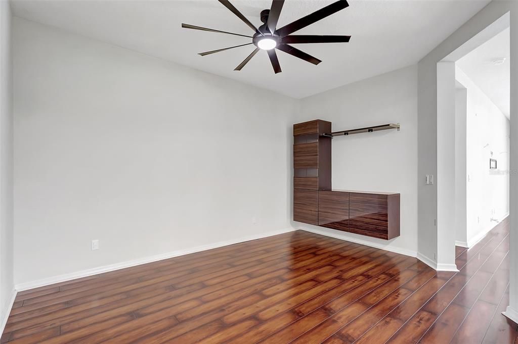 Active With Contract: $625,000 (3 beds, 2 baths, 2653 Square Feet)