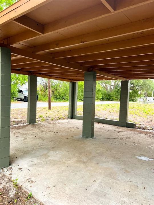 На продажу: $47,000 (0.16 acres)