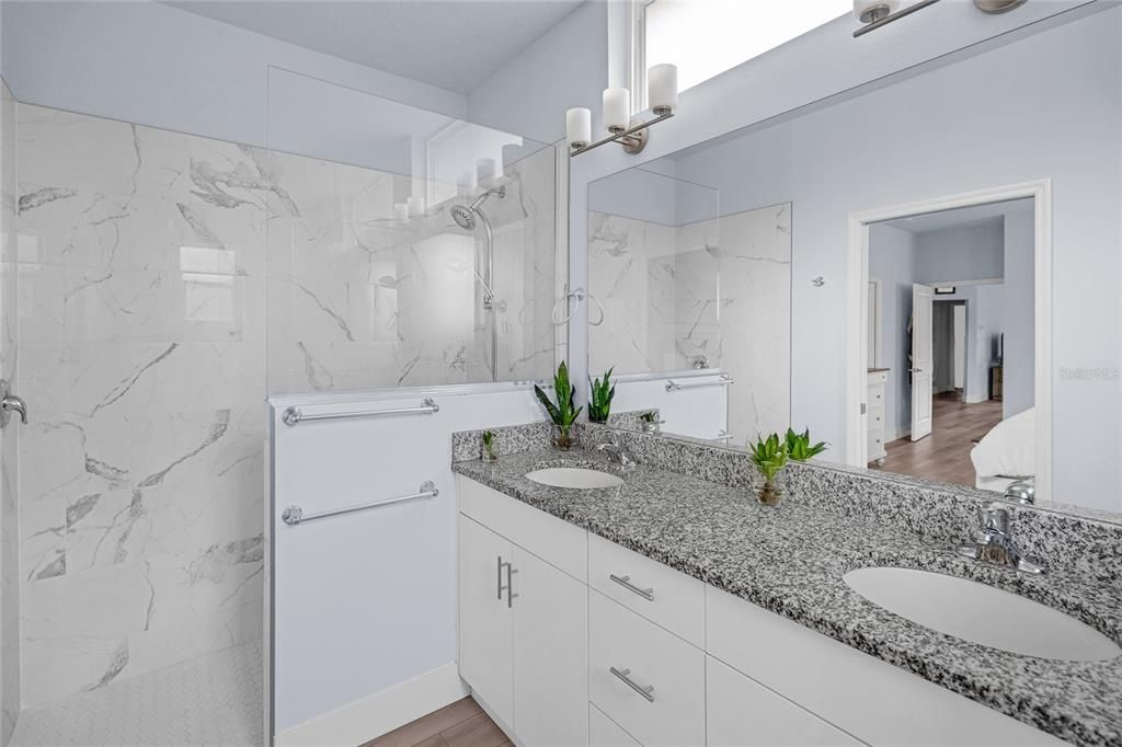 待售: $295,000 (2 贝兹, 2 浴室, 1248 平方英尺)