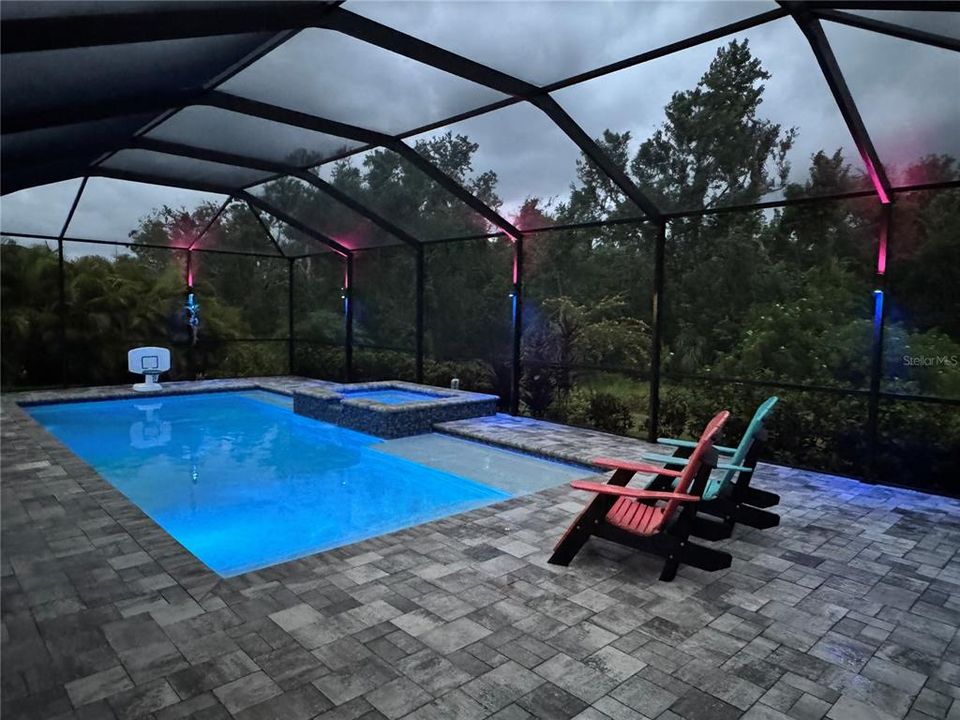 En Venta: $860,000 (5 camas, 5 baños, 3282 Pies cuadrados)