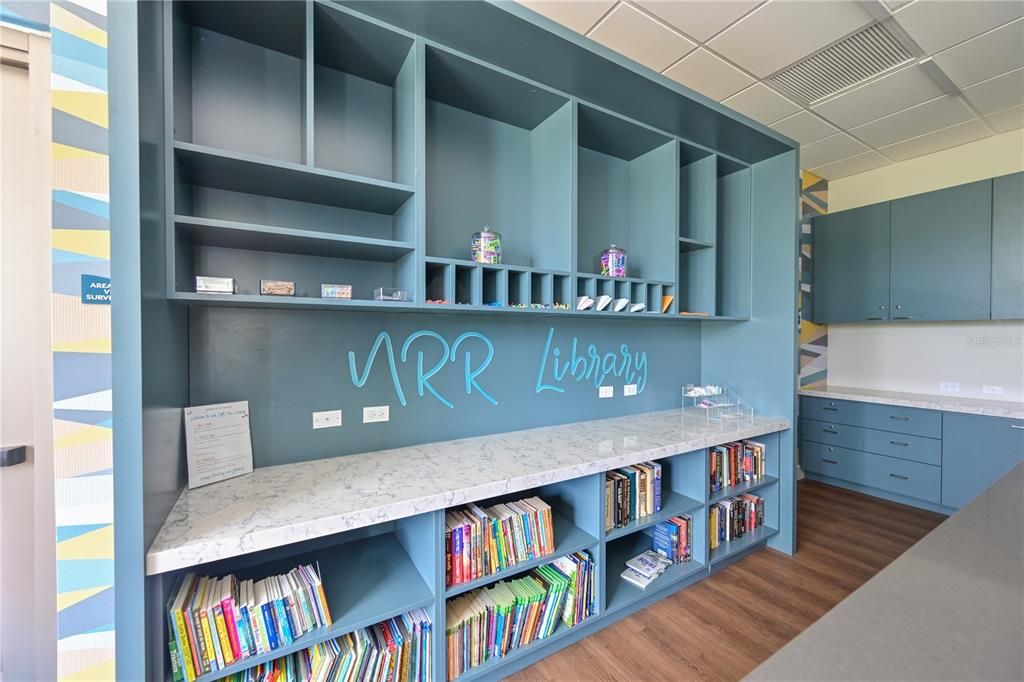 En Venta: $860,000 (5 camas, 5 baños, 3282 Pies cuadrados)