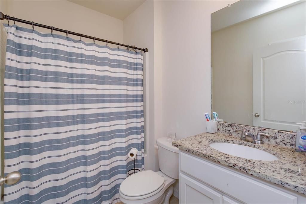 En Venta: $330,000 (3 camas, 2 baños, 1672 Pies cuadrados)