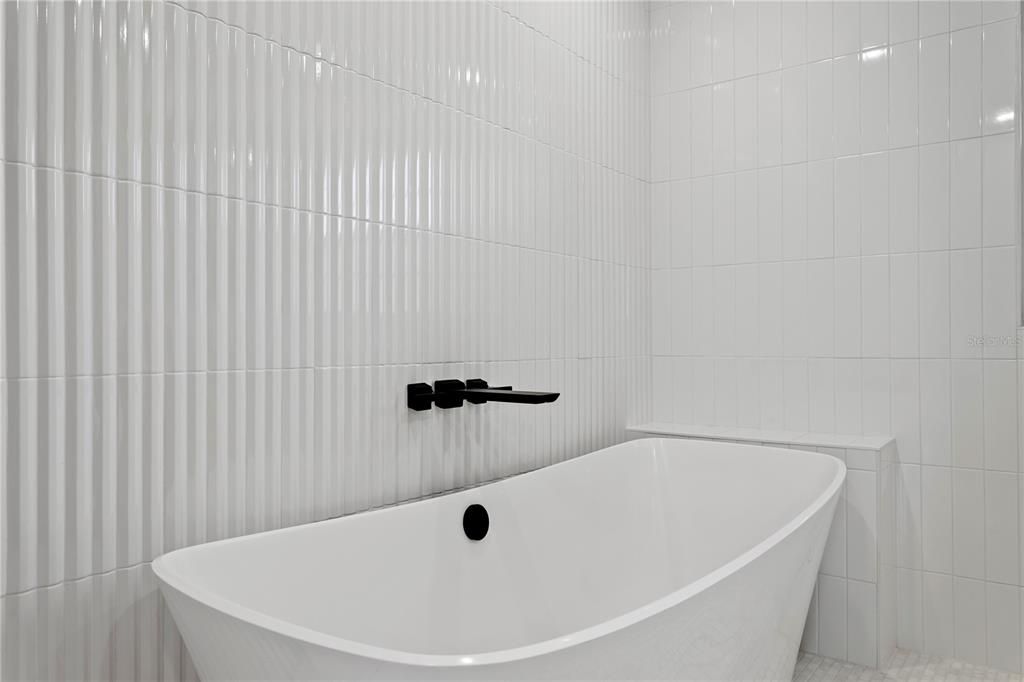 待售: $3,200,000 (4 贝兹, 3 浴室, 3278 平方英尺)