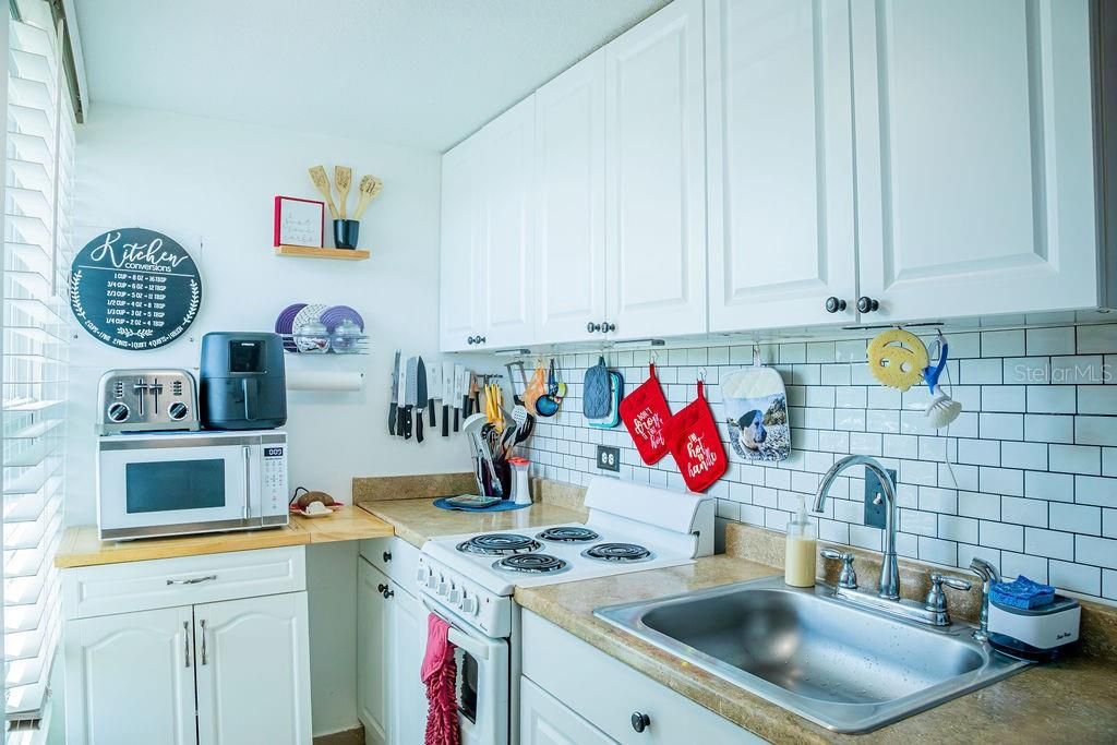 На продажу: $104,900 (1 спален, 1 ванн, 648 Квадратных фут)