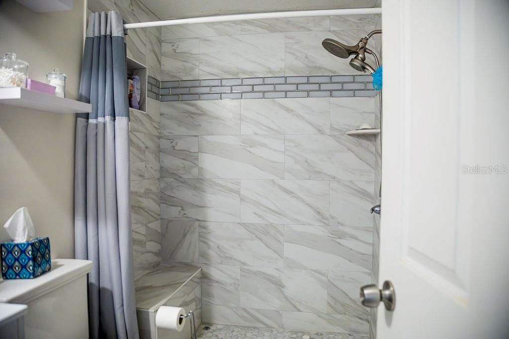 На продажу: $104,900 (1 спален, 1 ванн, 648 Квадратных фут)