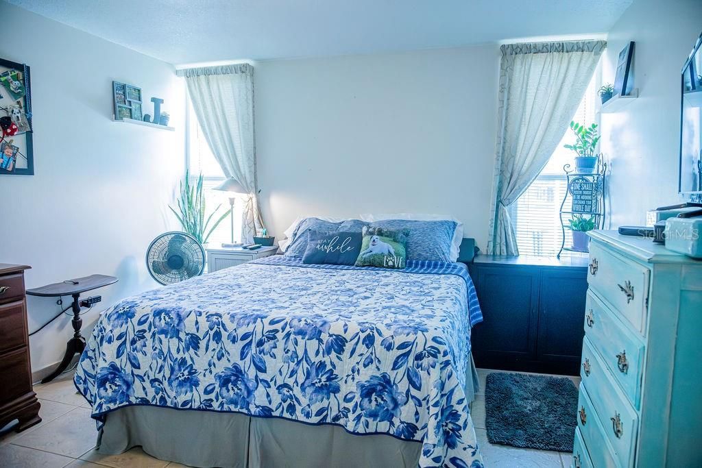 На продажу: $104,900 (1 спален, 1 ванн, 648 Квадратных фут)