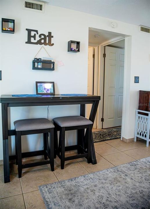 На продажу: $104,900 (1 спален, 1 ванн, 648 Квадратных фут)