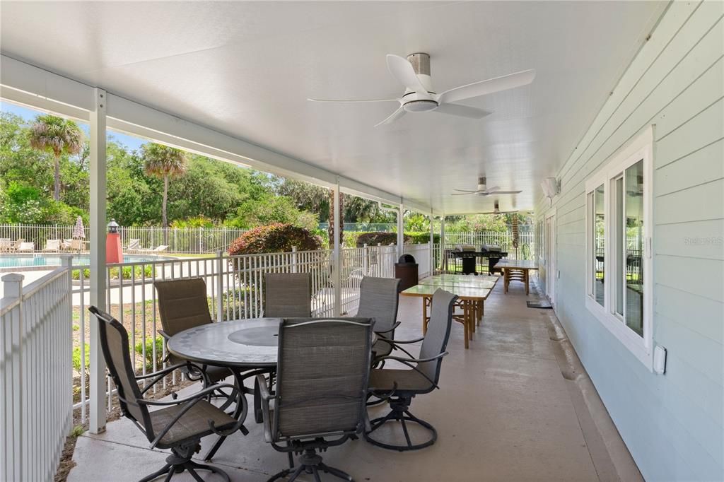 待售: $298,000 (2 贝兹, 2 浴室, 2223 平方英尺)