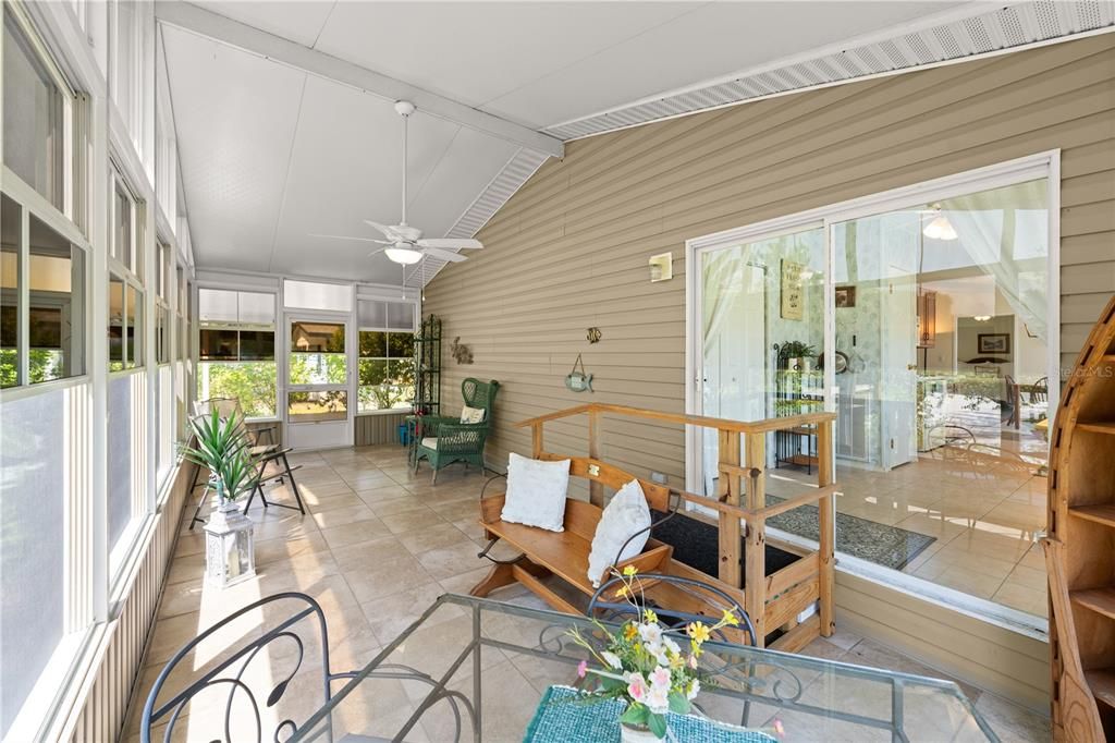 待售: $298,000 (2 贝兹, 2 浴室, 2223 平方英尺)