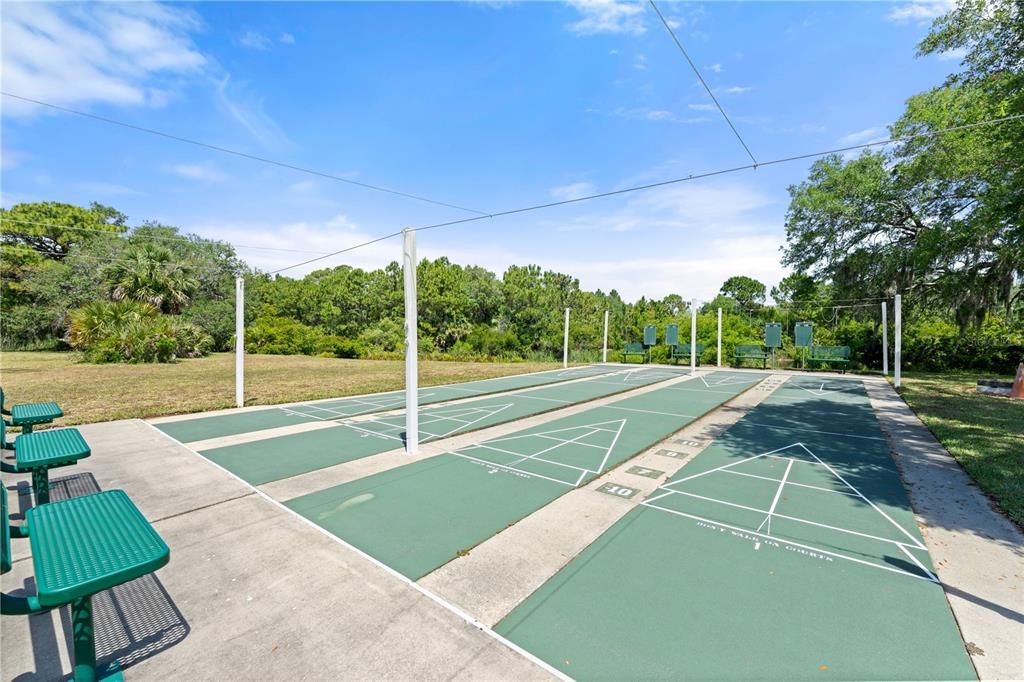 待售: $298,000 (2 贝兹, 2 浴室, 2223 平方英尺)