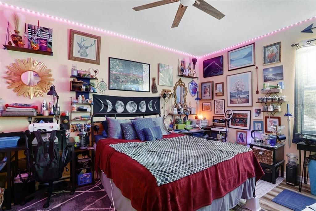 For Sale: $219,000 (2 beds, 2 baths, 1465 Square Feet)