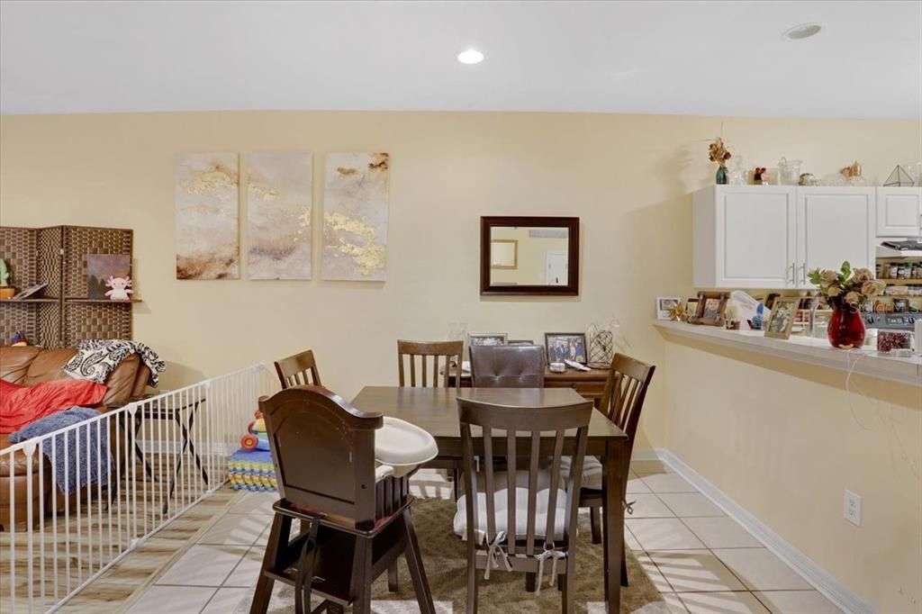 For Sale: $219,000 (2 beds, 2 baths, 1465 Square Feet)