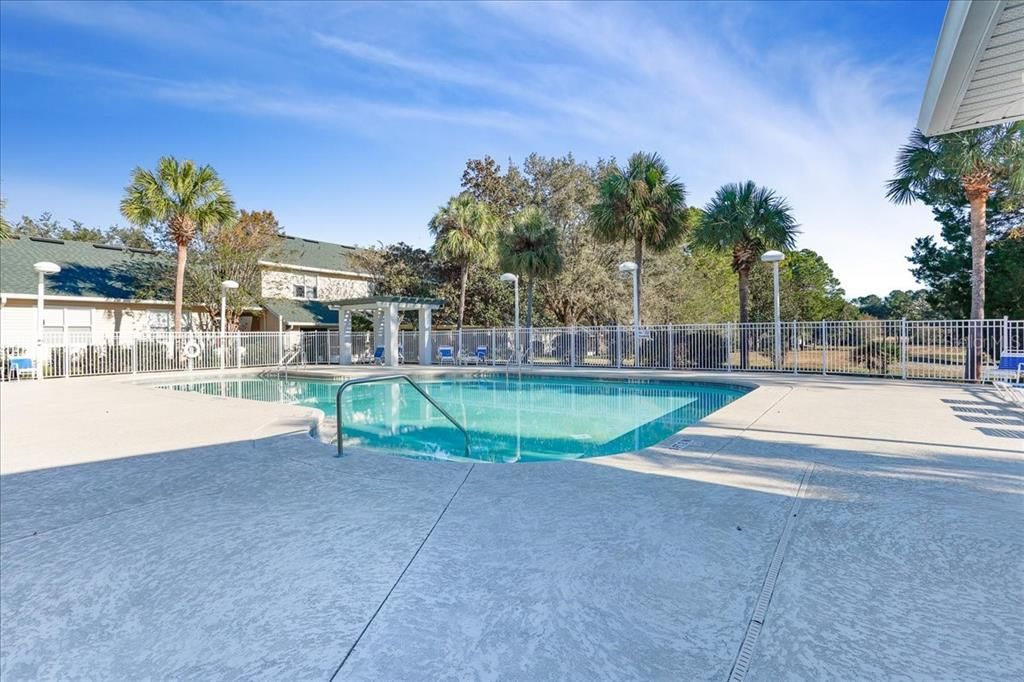 For Sale: $219,000 (2 beds, 2 baths, 1465 Square Feet)