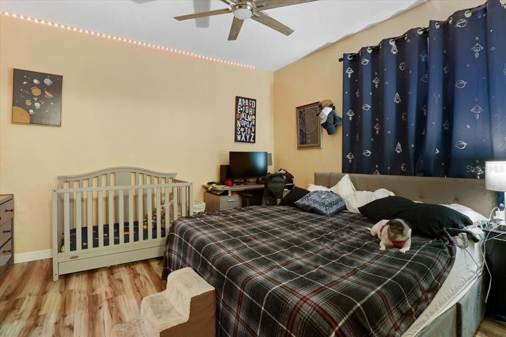 For Sale: $219,000 (2 beds, 2 baths, 1465 Square Feet)