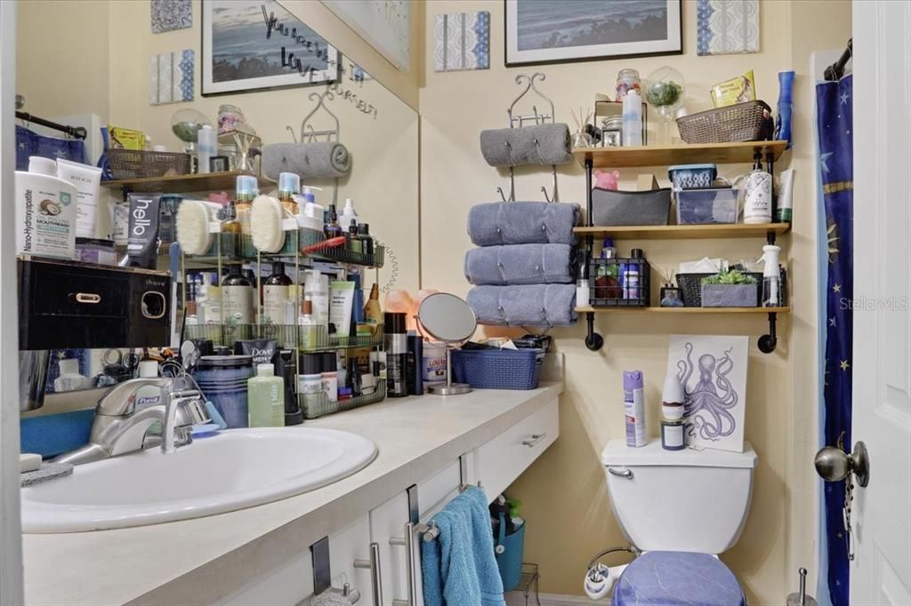 For Sale: $219,000 (2 beds, 2 baths, 1465 Square Feet)