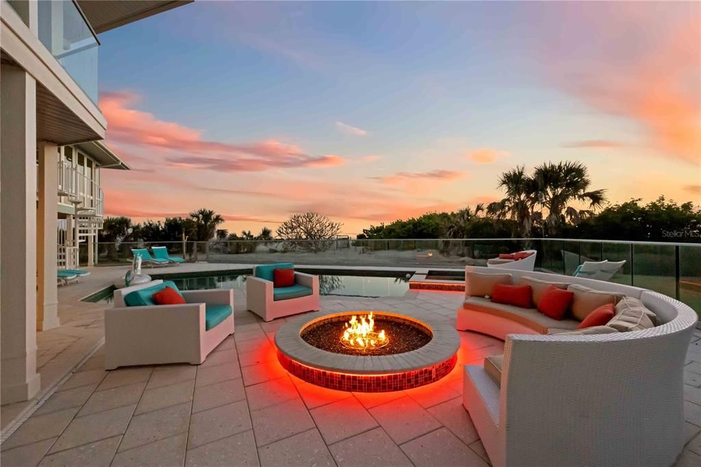 На продажу: $13,900,000 (6 спален, 6 ванн, 8358 Квадратных фут)