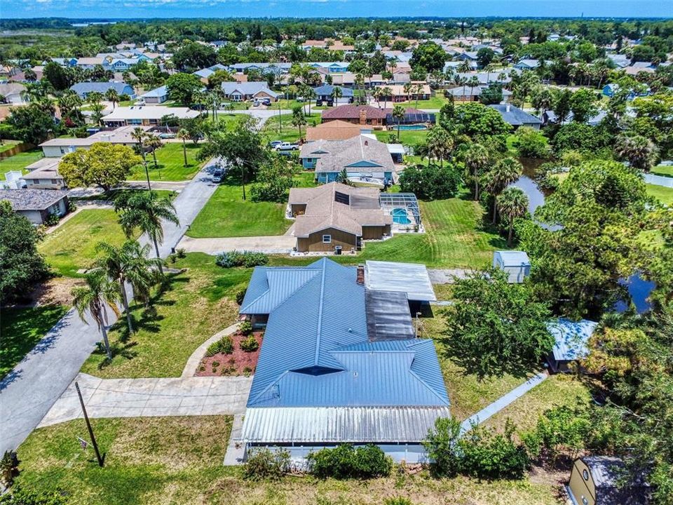 Под контрактом: $534,900 (3 спален, 2 ванн, 2544 Квадратных фут)