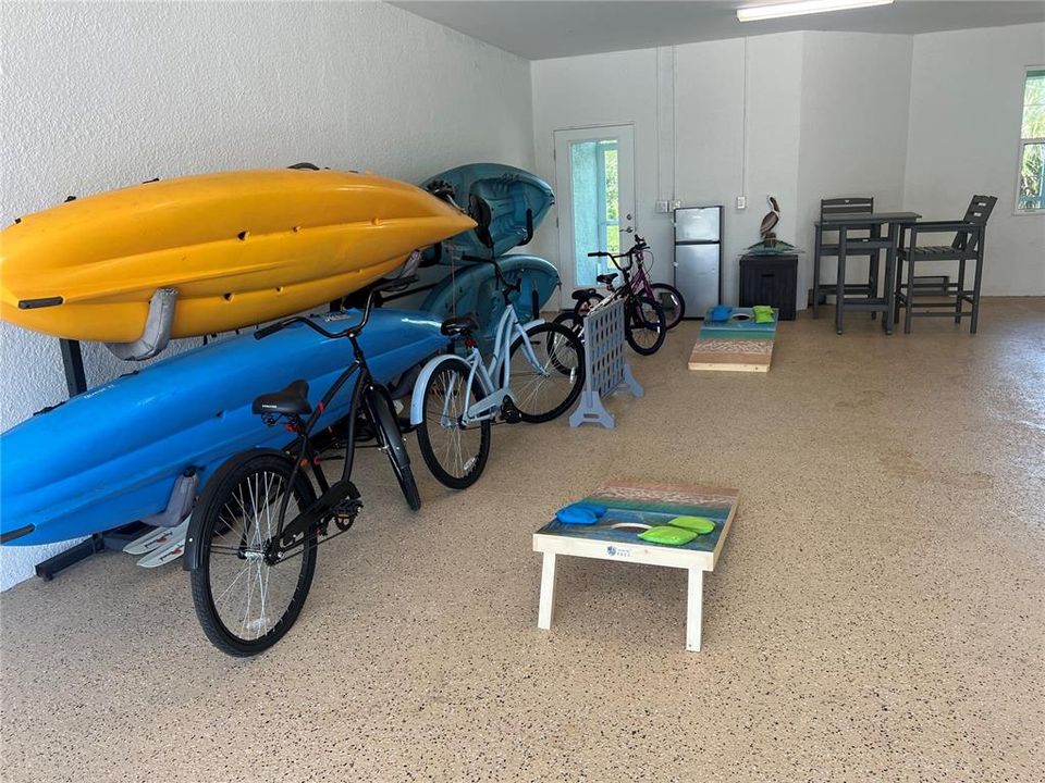 出租: $4,995 (3 贝兹, 3 浴室, 2390 平方英尺)