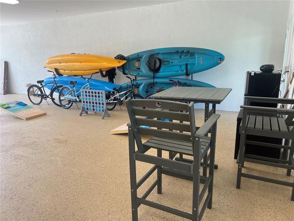 出租: $4,995 (3 贝兹, 3 浴室, 2390 平方英尺)