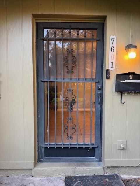 Activo con contrato: $228,000 (3 camas, 1 baños, 1296 Pies cuadrados)