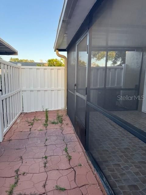 Activo con contrato: $228,000 (3 camas, 1 baños, 1296 Pies cuadrados)
