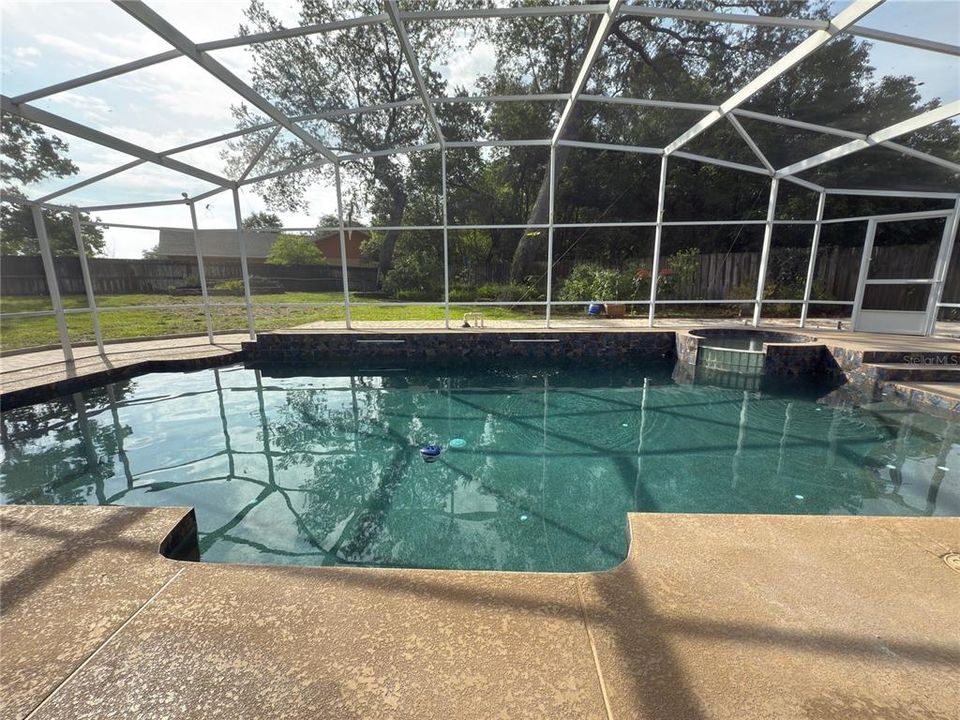 POOL 1