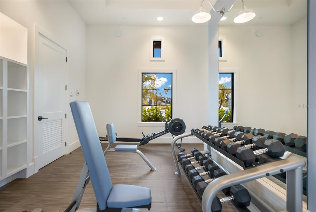 For Rent: $3,500 (2 beds, 2 baths, 1527 Square Feet)