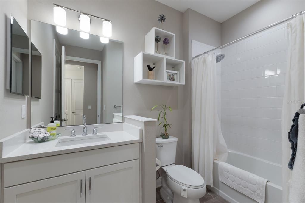 For Rent: $3,500 (2 beds, 2 baths, 1527 Square Feet)