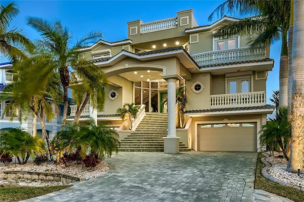 En Venta: $3,499,000 (4 camas, 5 baños, 6676 Pies cuadrados)